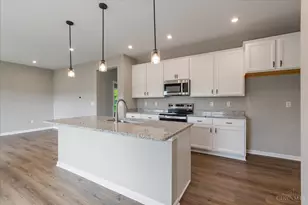 1201 Buxton Oaks Dr, Union Township, OH 45102 - Photo 2