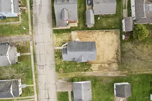 200 N High St, Pleasant Township, OH 45121 - Photo 32