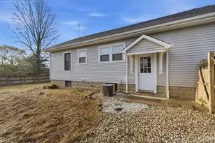 200 N High St, Pleasant Township, OH 45121 - Photo 28