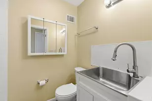 3825 Petoskey Ave, Mariemont, OH 45227 - Photo 20