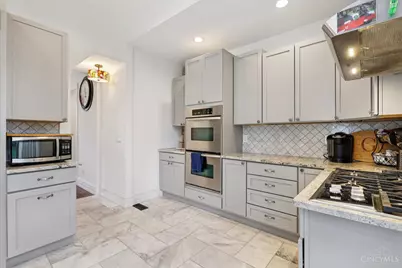 96 Woodsdale Ave, Cincinnati, OH 45216 - Photo 28