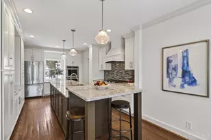 1002 Richwood Cir, Cincinnati, OH 45208 - Photo 24