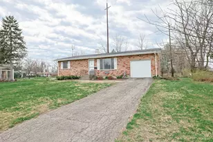 8757 Brittany Dr, Sycamore Township, OH 45242 - Photo 2