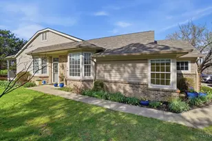 2469 Walnutview Ct, Cincinnati, OH 45230 - Photo 2