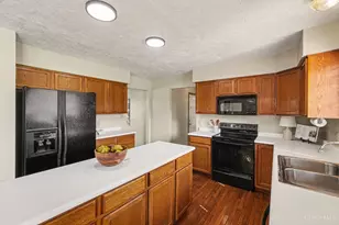 1543 Woodbridge Ct, Forest Park, OH 45240 - Photo 10