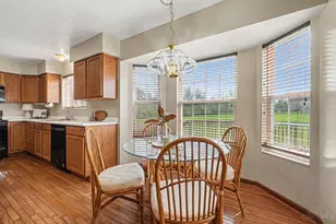 1543 Woodbridge Ct, Forest Park, OH 45240 - Photo 12