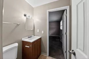 7943 Glen Orchard Dr, Cincinnati, OH 45237 - Photo 24