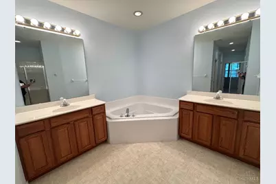 6889 Gentry Lane, Deerfield Township, OH 45040 - Photo 8