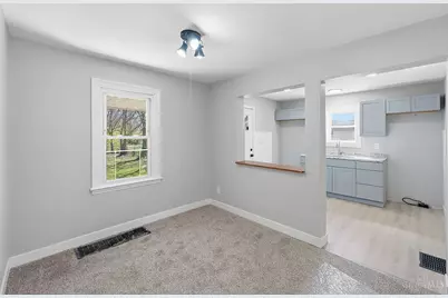 2021 Carolina, Middletown, OH 45044 - Photo 6