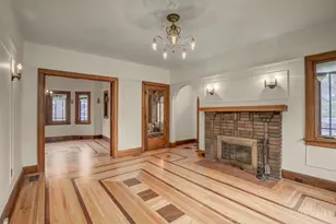 5049 W Eastwood Cir, Cincinnati, OH 45227 - Photo 6