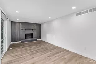 6701 Galaxie Dr, Clayton, OH 45415 - Photo 8