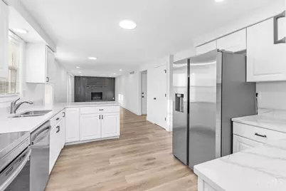 6701 Galaxie Drive, Clayton, OH 45415 - Photo 14