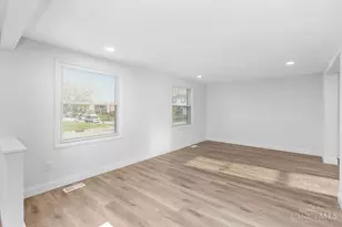 6701 Galaxie Dr, Clayton, OH 45415 - Photo 30