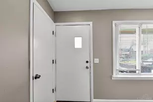 4438 Schulte Dr, Cincinnati, OH 45205 - Photo 6