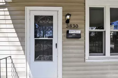 3830 Iberis Avenue, Cincinnati, OH 45213 - Photo 4