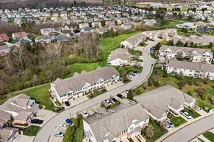 2047 Commons Cir Dr, Batavia Township, OH 45103 - Photo 16