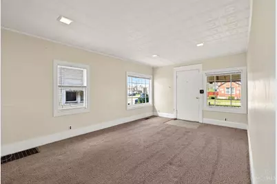 704 Seventeenth Avenue, Middletown, OH 45044 - Photo 4