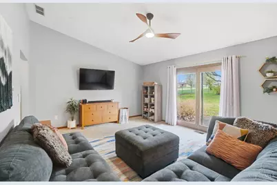 631 Wilson Park Drive, West Carrollton, OH 45449 - Photo 10