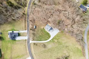 117 Spearhead Dr, Jackson Township, OH 45171 - Photo 10