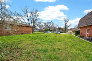 705 18th Ave, Middletown, OH 45044 - Photo 1