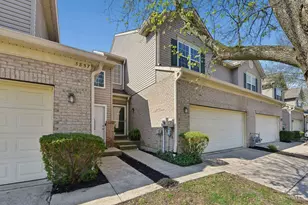 3855 Thorngate Dr, Mason, OH 45040 - Photo 2