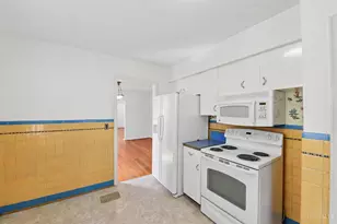 2512 Moundview Dr, Norwood, OH 45212 - Photo 8