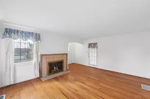 2512 Moundview Dr, Norwood, OH 45212 - Photo 4