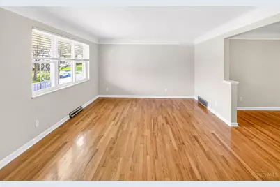 2667 Fairhill Drive, Cincinnati, OH 45239 - Photo 2