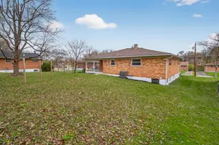 2667 Fairhill Dr, Cincinnati, OH 45239 - Photo 30