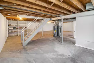 2667 Fairhill Dr, Cincinnati, OH 45239 - Photo 22