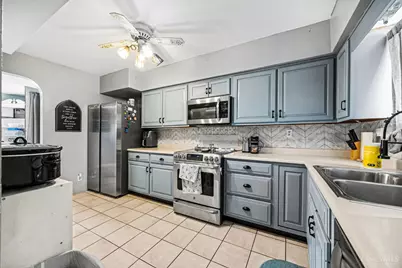 722 Compton Road, Springfield Township, OH 45231 - Photo 8