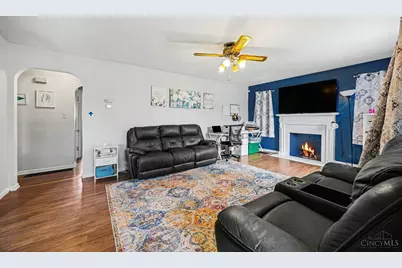 722 Compton Road, Springfield Township, OH 45231 - Photo 6