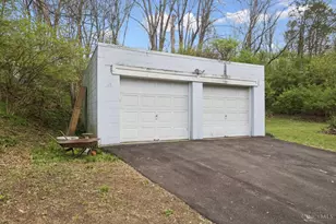 7734 Forest Rd, Cincinnati, OH 45255 - Photo 36