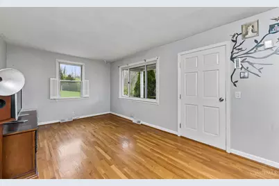 7734 Forest Road, Cincinnati, OH 45255 - Photo 6