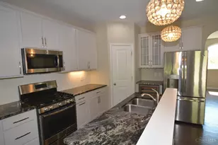 4940 Bouton St, Cincinnati, OH 45208 - Photo 8