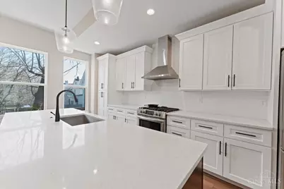 3906 Edwards Road #B, Cincinnati, OH 45209 - Photo 14