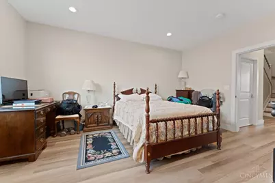 3906 Edwards Road #B, Cincinnati, OH 45209 - Photo 32