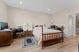 3906 Edwards Rd, Cincinnati, OH 45209 - Photo 32