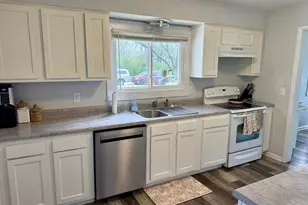 2241 Hamilton Cleves Rd, Hamilton, OH 45013 - Photo 12