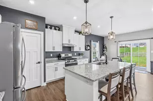 2790 Pebble Stone Trl, Beavercreek, OH 45385 - Photo 8