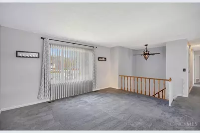 328 Clareknoll Court, Cincinnati, OH 45238 - Photo 10