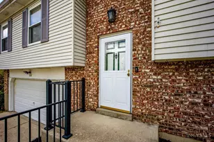 328 Clareknoll Ct, Cincinnati, OH 45238 - Photo 6