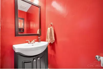 328 Clareknoll Court, Cincinnati, OH 45238 - Photo 32