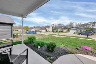 604 Diamond Loop, Lemon Township, OH 45044 - Photo 2