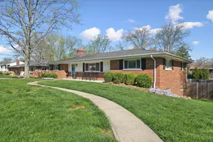 496 E Elm Dr, Pierce Township, OH 45255 - Photo 4