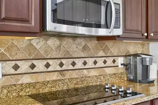 5559 Falling Wood Ct, Miami Township, OH 45150 - Photo 8