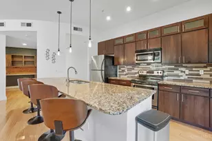 1331 Vine St, Cincinnati, OH 45202 - Photo 30