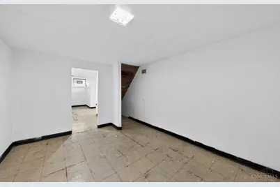 8844 Ebro Court, Springfield Township, OH 45231 - Photo 22