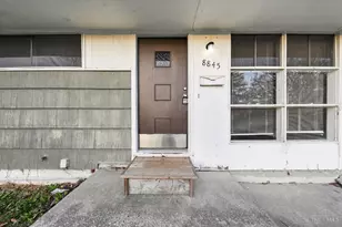 8845 Ebro Ct, Springfield Township, OH 45231 - Photo 4