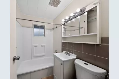 8845 Ebro Court, Springfield Township, OH 45231 - Photo 22